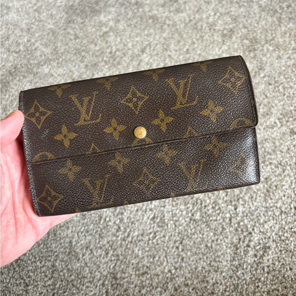 Authentic Vintage 1994 Louis Vuitton Wallet